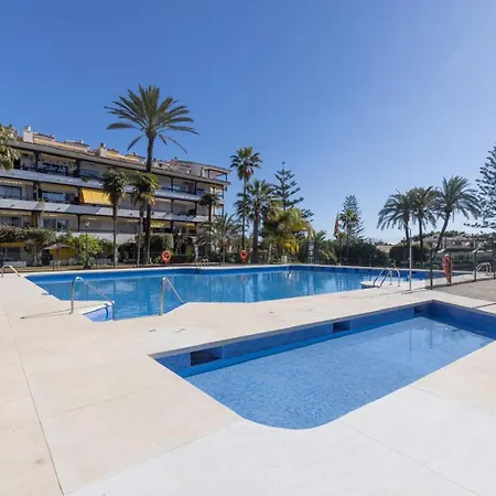 Apartamento Golden Mile